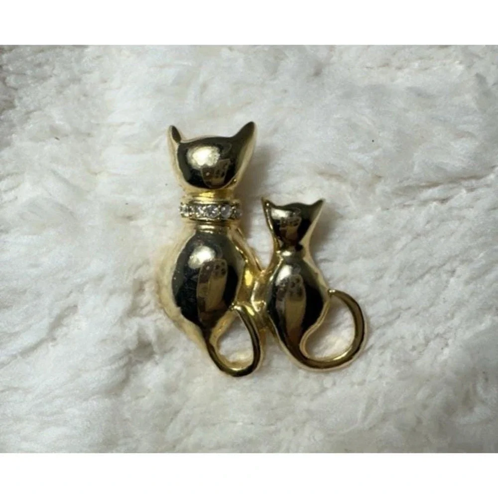 American Jewelry Company love cats